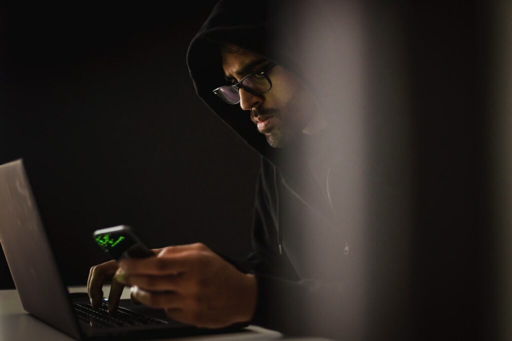 A person prentending to be a hacker doing DDos attack